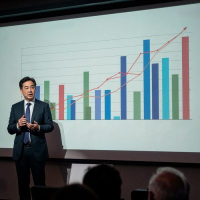 Traditional vs Modern Sales Training Methods: Which Works Better in Malaysia?